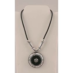 Silver Tone Pendant Necklace