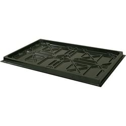 Plastic drip tray for 4 post lift